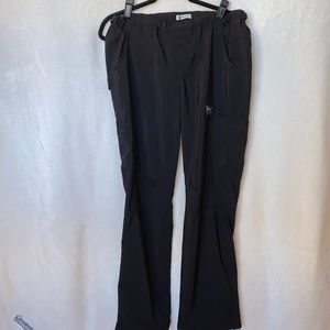 Koi Size Medium Scrub Bottoms